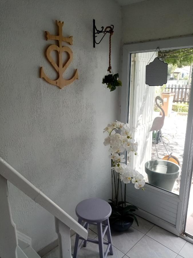 Le Flamant Rose Bed & Breakfast Salin-de-Giraud Luaran gambar